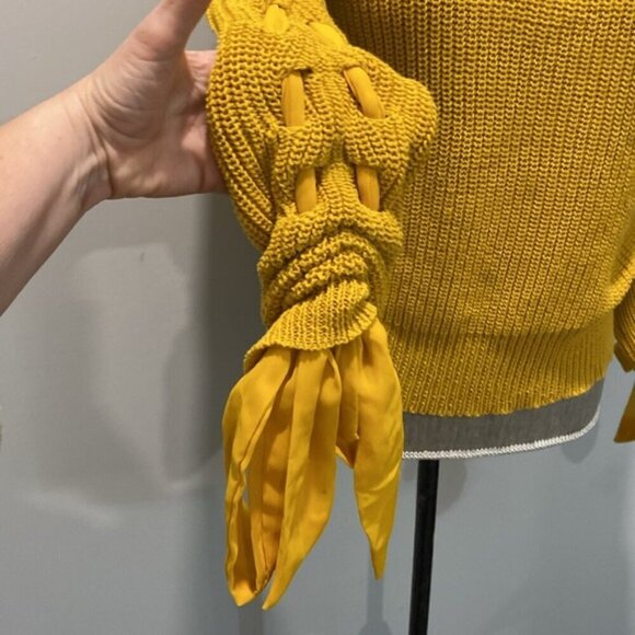 Revamped Yellow Sweater Knit size medium - Picture 11 of 15